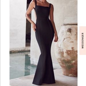 Backless gown